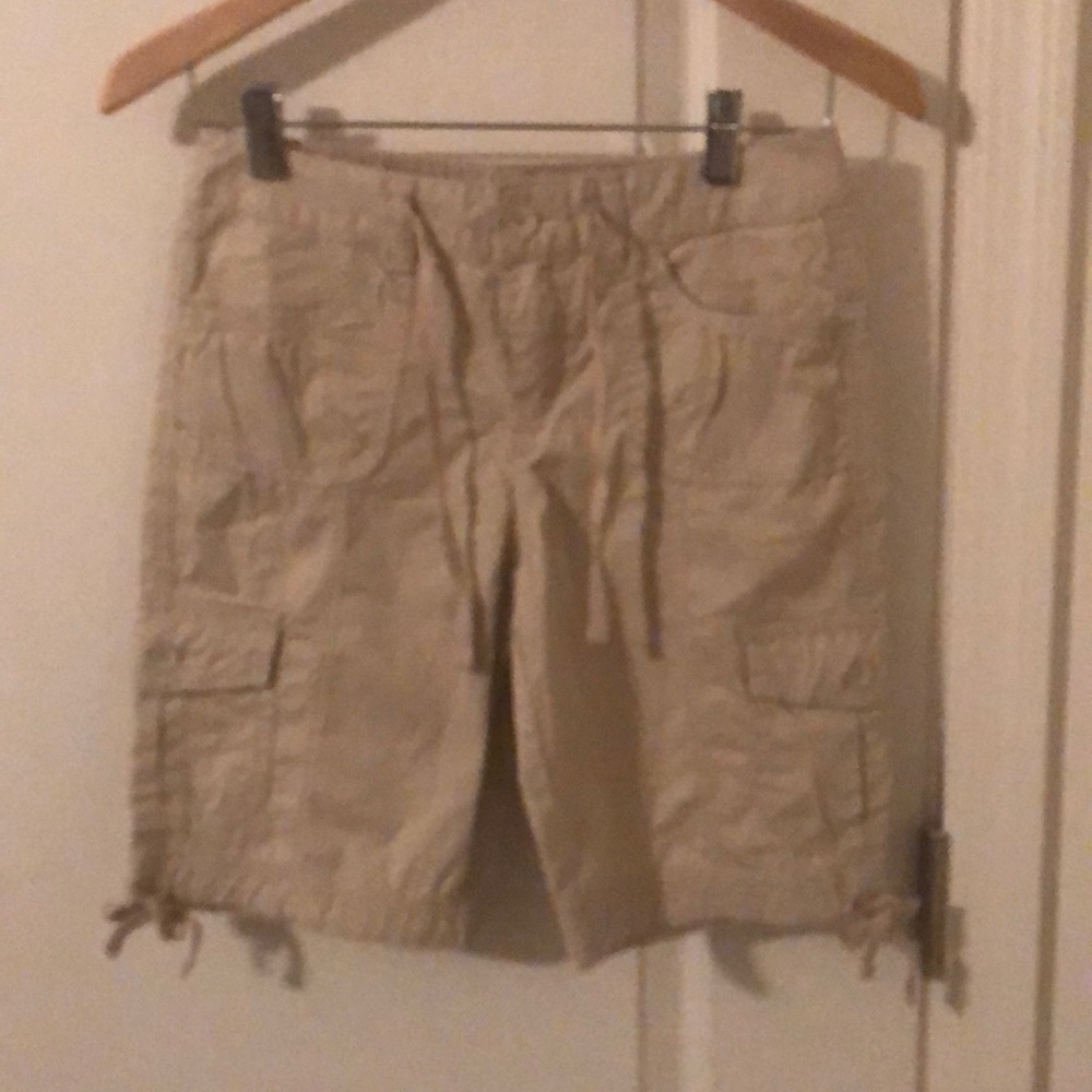 Justice cargo capris sz 14R